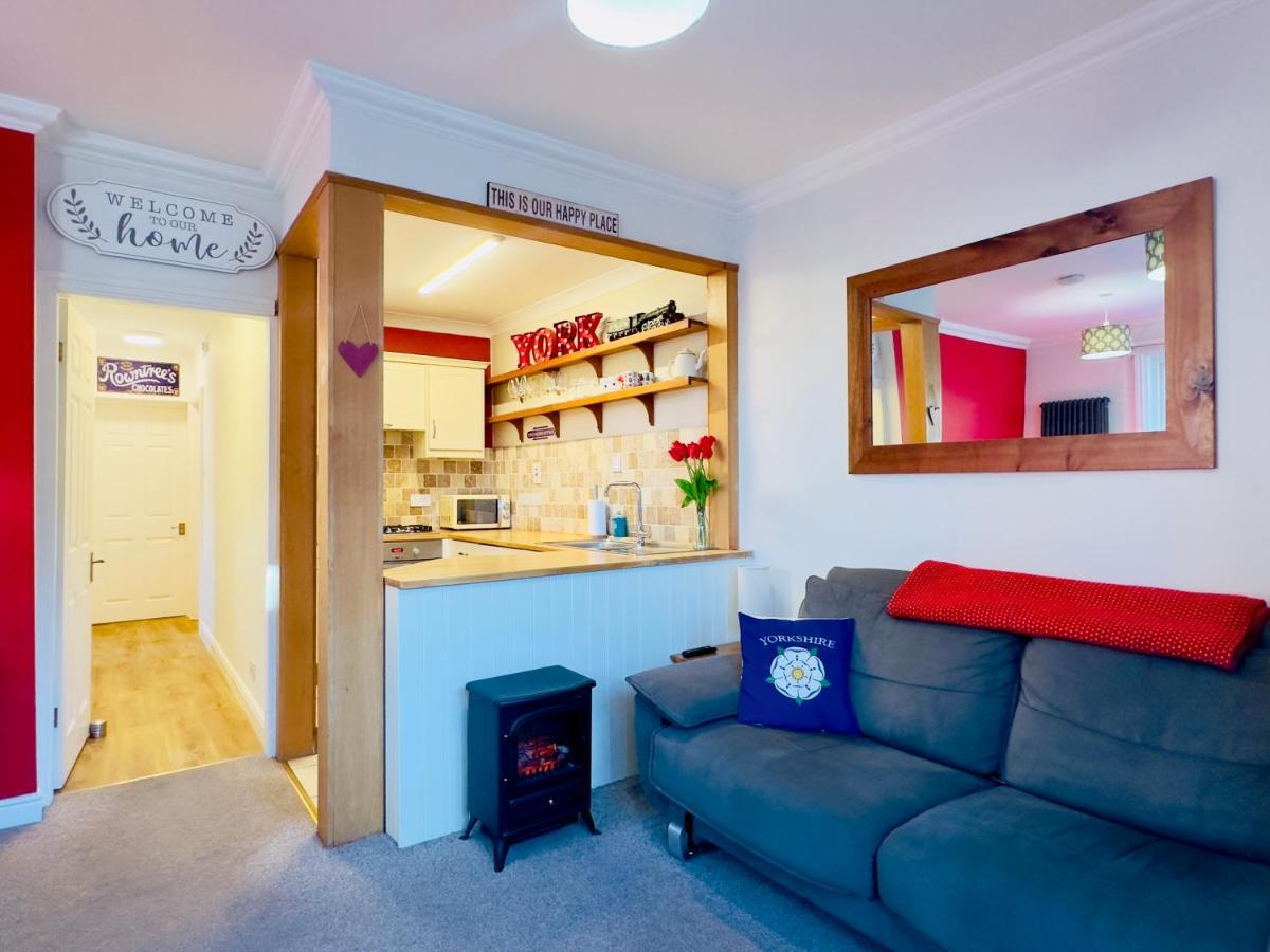 Cosy Victorian Apartment - Central York Exterior foto